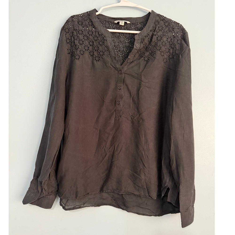 American Eagle Women's XL Black Eyelet Lace Henley Blouse Roll Tab Sleeve 1070